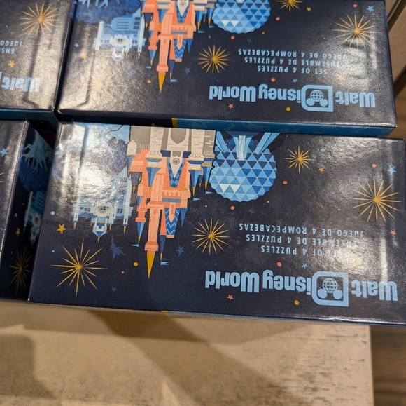 BRAND NEW Walt Disney World Park Poster Puzzle Set of Four 500 Pieces Each - Picture 4 of 4